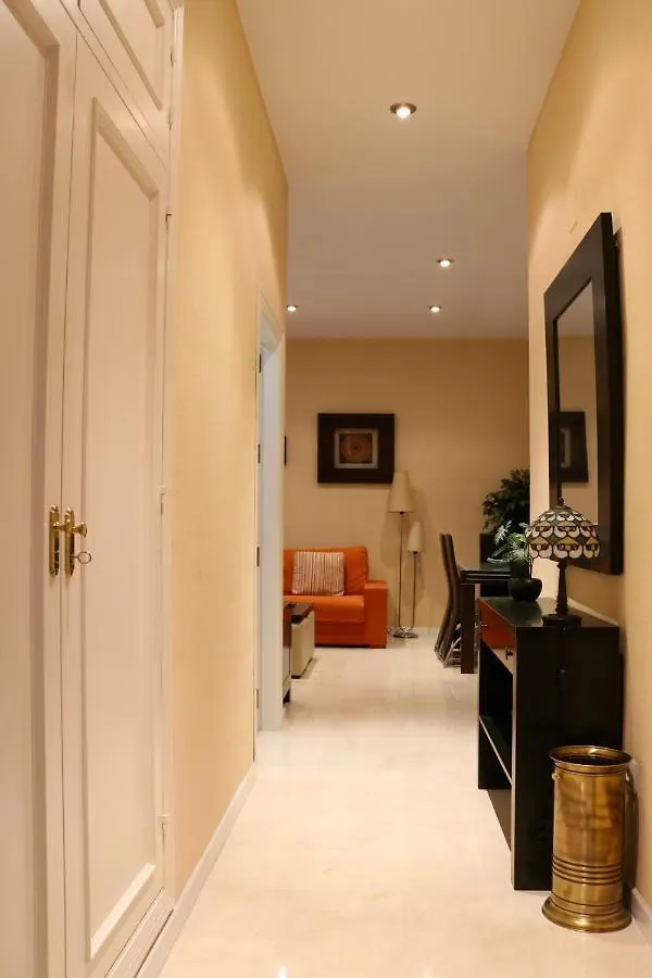 Apartment Calle San Vicente, Apartamento Hotel Seville Spain